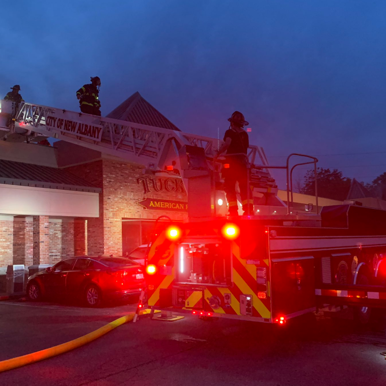 New Albany strip mall fire 5-26-20 (2).PNG
